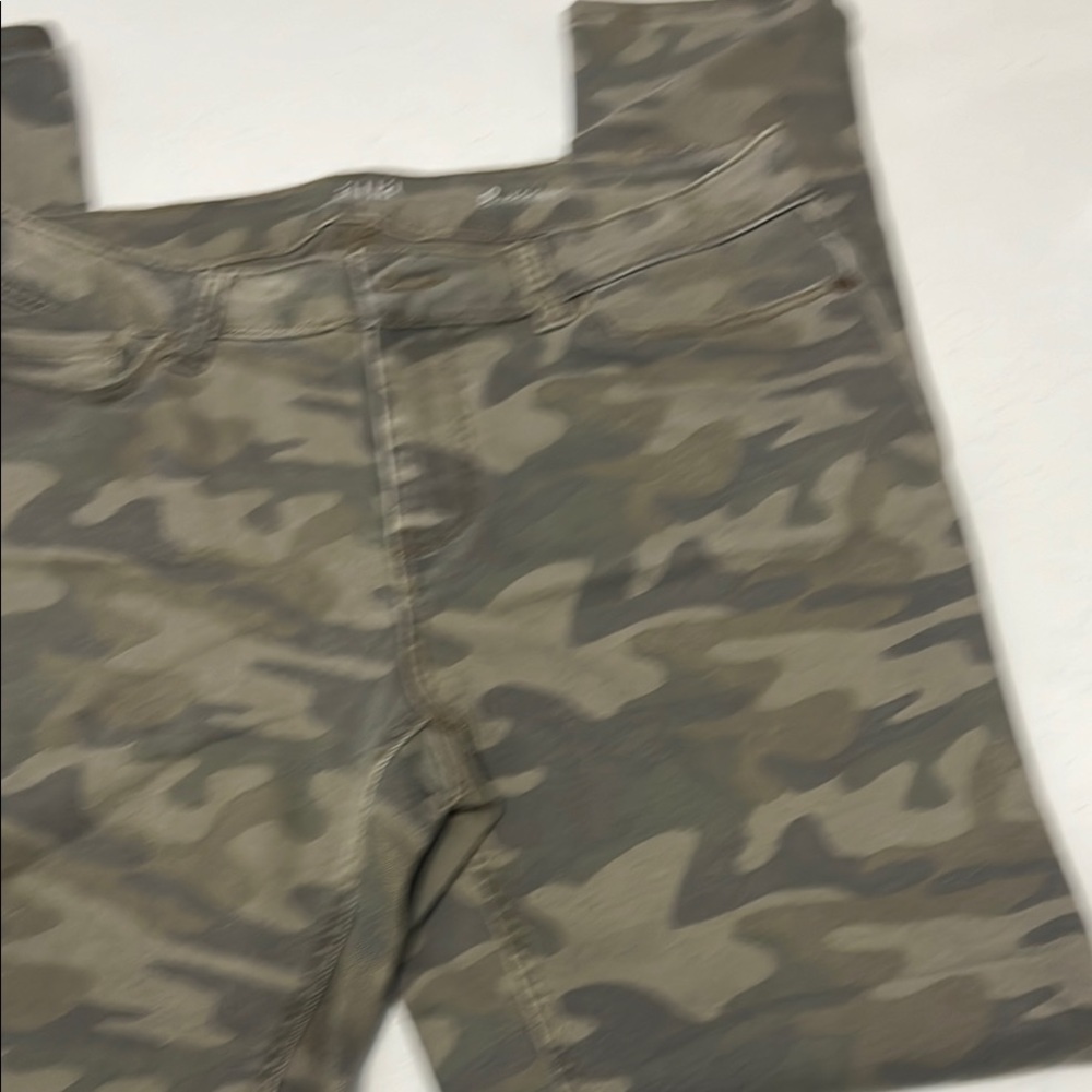 a.n.a Camouflage Ankle & Cropped Jeans